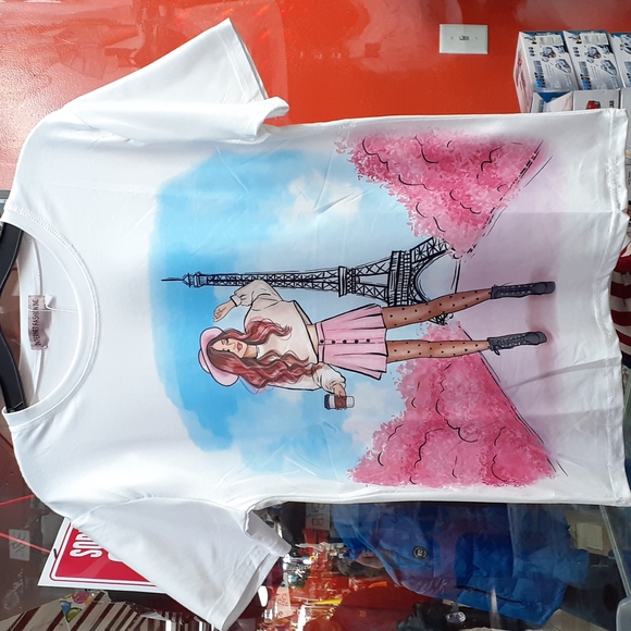 internet fashion Tops - INTERNET FASHION SHORT SLEEVE TEE.